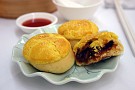 pineapple bun with roast pork